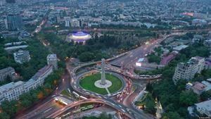 "აუცილებელია მტკვარზე ხიდების დამატება, მაღლივი პარკინგები. ბევრ მეტროსადგურს აქვს მეორე ამოსასვლელი...