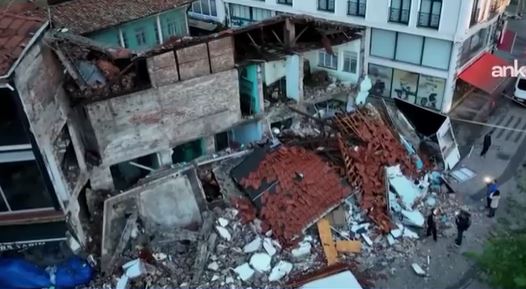 6,1 მაგნიტუდის მიწისძვრა თურქეთში, რომელსაც მასშტაბური ნგრევა მოჰყვა - რა ხდება ახლა სტიქიით დაზარალებულ რეგიონში 6,1 მაგნიტუდის მიწისძვრა თურქეთში, რომელსაც მასშტაბური ნგრევა მოჰყვა - რა ხდება ახლა სტიქიით დაზარალ...